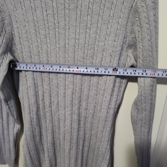 Fitted Ribbed Cable Knit Dress - Picture 6 of 12